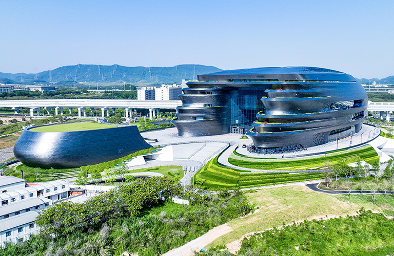 ����չ��